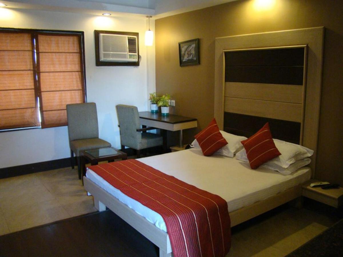 Hotel Pacific Inn Huda City Centre Gurgaon Extérieur photo